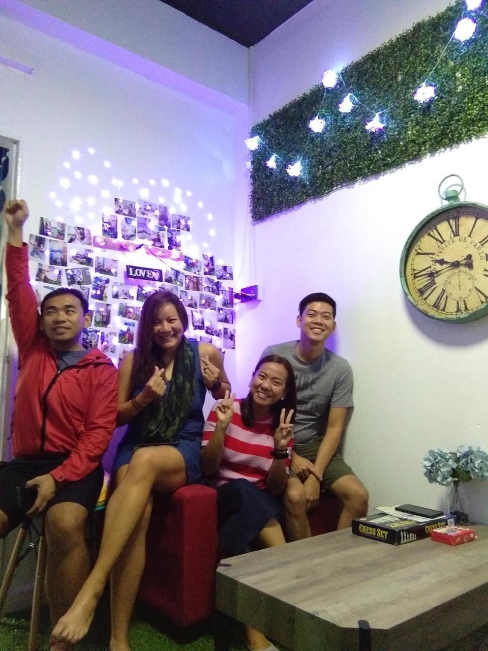 Co.Living Hostel Bandar Seri Begawan Esterno foto
