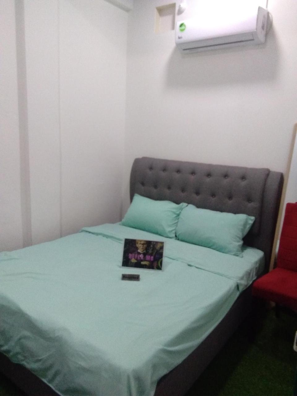 Co.Living Hostel Bandar Seri Begawan Esterno foto